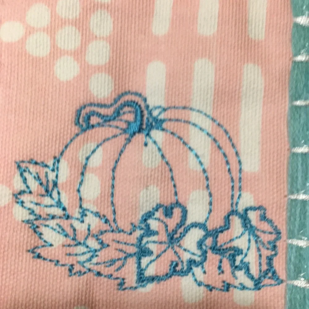 Handmade Pumpkins Table Runner and 2 Placemats  NEW